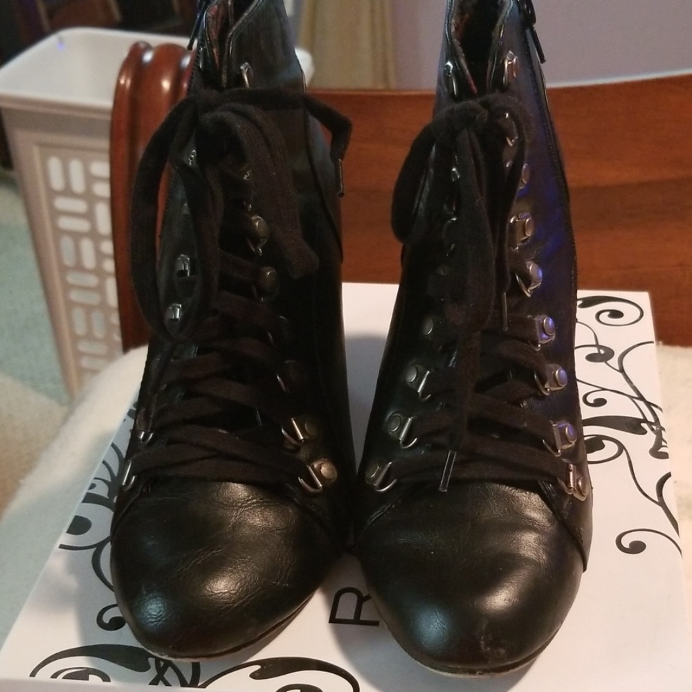 Madden girl women's ankle chunky boot